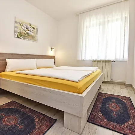 Erika Apartment Porec